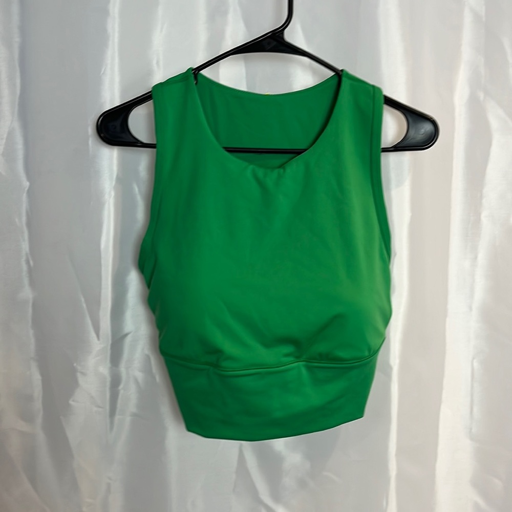 Brushed sculpt muscle crop top. 1792